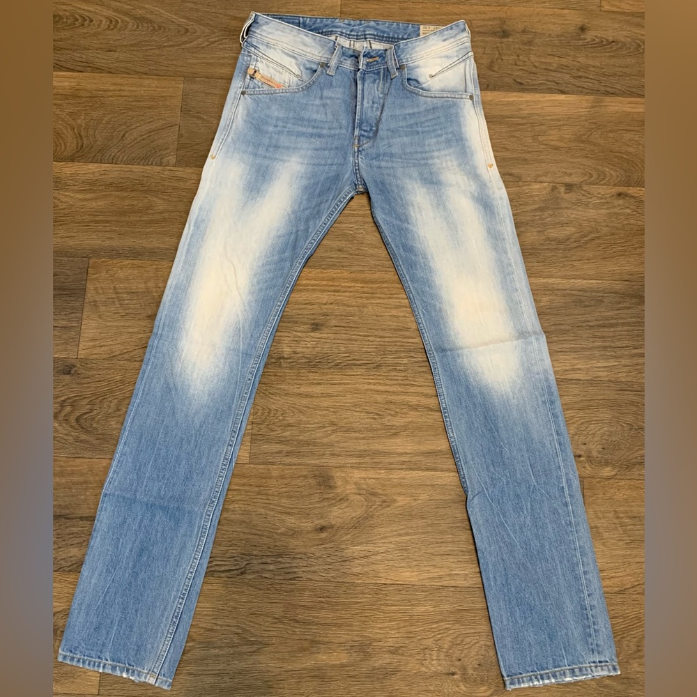Diesel Men denim Belther Regular Slim Tapered 27x32